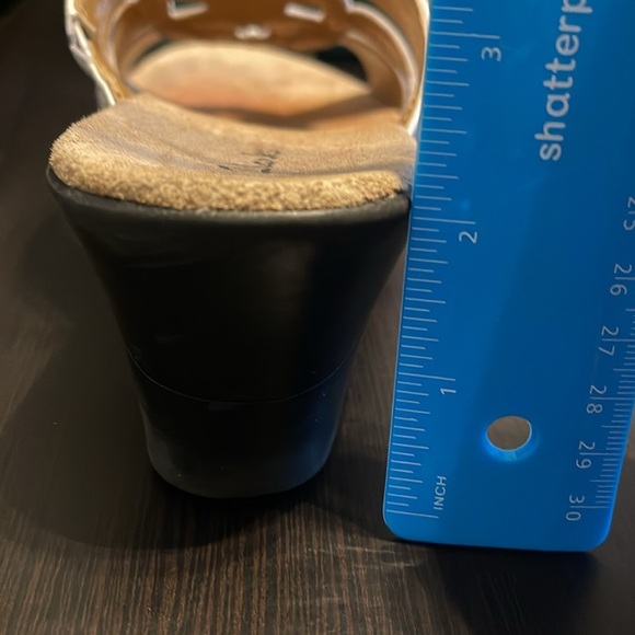 Clarks Women's White Nell Wedge Sandal 8 - Picture 8 of 9